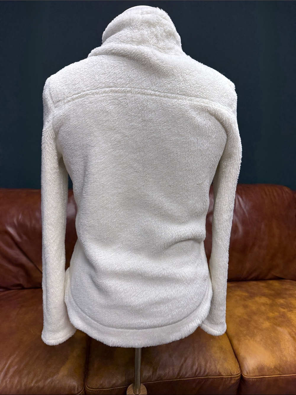 Vineyard Vines Cream Plush Turtleneck Pullover - Picture 4 of 4